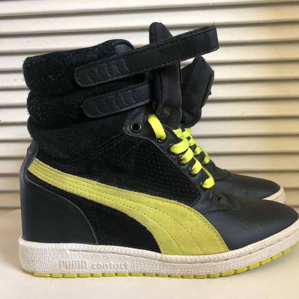 Puma Sky II HI
Women's Wedge Sneakers | black & neon green